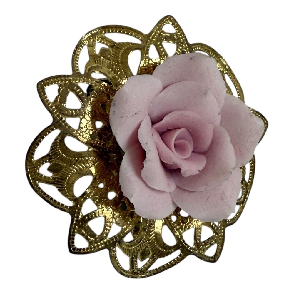 Vintage Pink Rose Porcelain Gold Tone Filigree Flower Brooch Pin Costume Jewelry